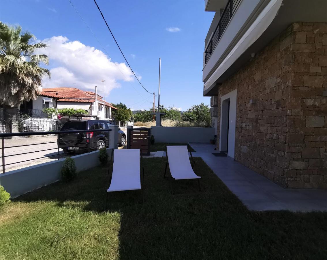 Nikiti Modern Villa Exterior foto